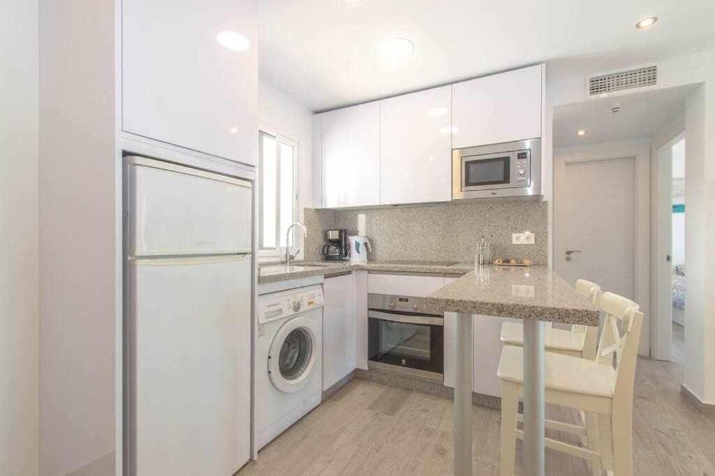 Casablanca 3 Apartamento Con Vistas Al Mar ฟูเอนฮิโรลา ภายนอก รูปภาพ