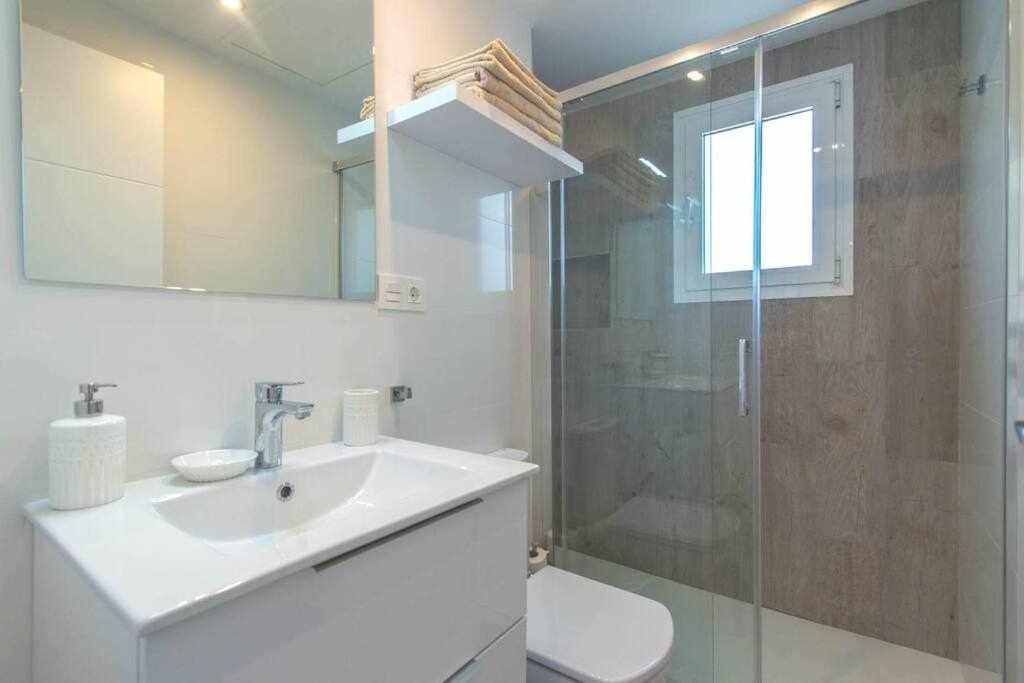 Casablanca 3 Apartamento Con Vistas Al Mar ฟูเอนฮิโรลา ภายนอก รูปภาพ